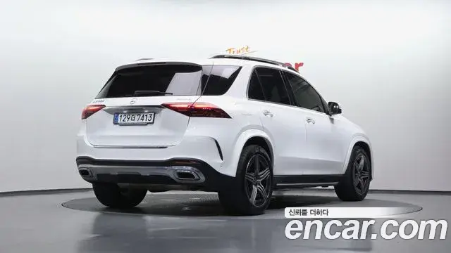 Mercedes-Benz GLE-Class 2023 — ფოტო 1/20