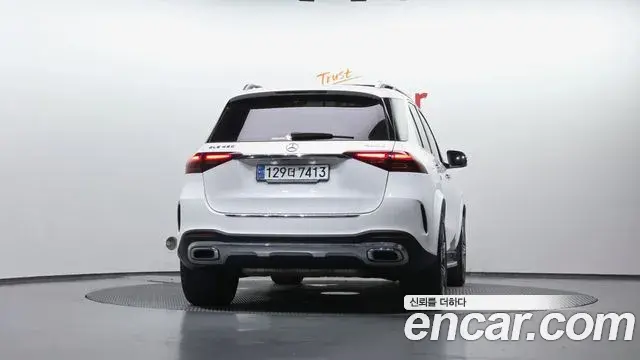 Mercedes-Benz GLE-Class 2023 — ფოტო 10/20