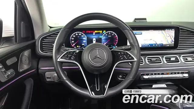 Mercedes-Benz GLE-Class 2023 — ფოტო 15/20