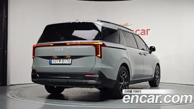 Kia Carnival 2024 — Photo 14/34