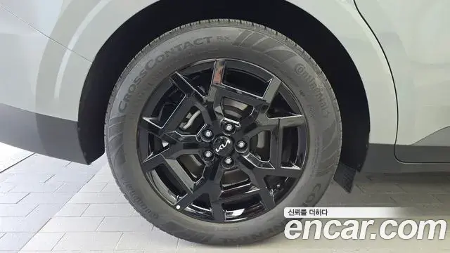 Kia Carnival 2024 — Photo 27/34