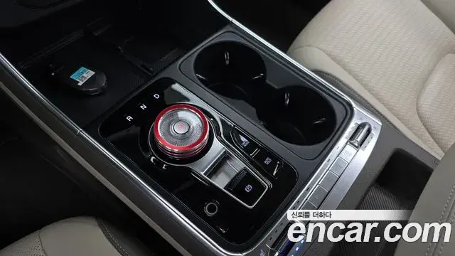 Kia Carnival 2024 — Photo 21/34