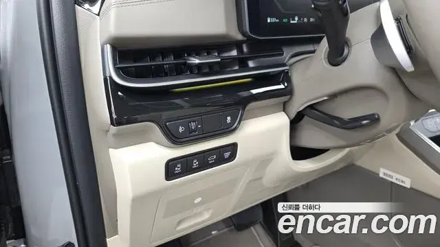 Kia Carnival 2024 — Photo 1/34