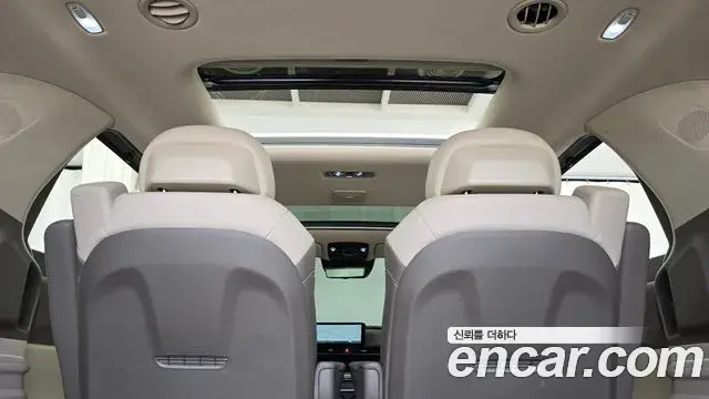 Kia Carnival 2024 — Photo 30/34