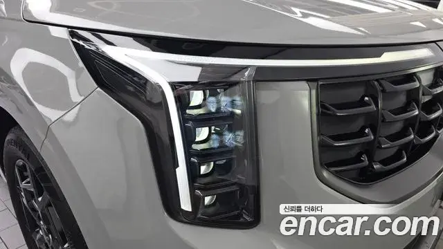 Kia Carnival 2024 — Photo 15/34