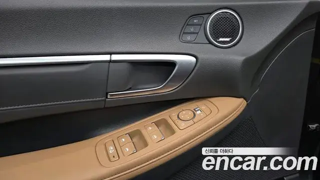 Hyundai Sonata 2019 — Фото 19/20