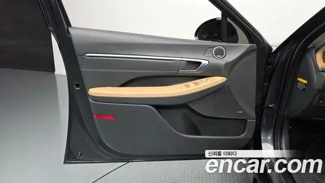 Hyundai Sonata Hybrid 2019 — Şəkil 5/33
