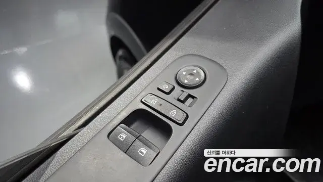 Hyundai Staria 2025 — Фото 18/20