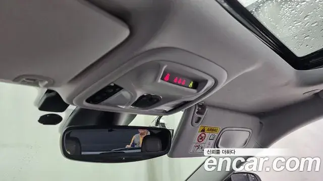 Jeep Cherokee 2022 — Şəkil 27/36
