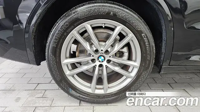 BMW X3 2021 — ფოტო 22/31