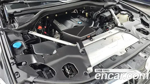 BMW X3 2021 — ფოტო 28/31