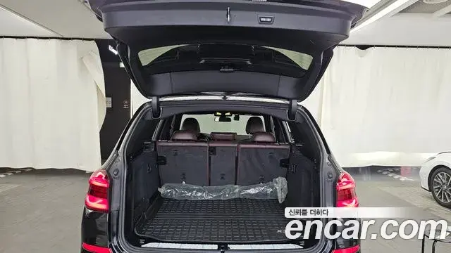 BMW X3 2021 — ფოტო 16/31