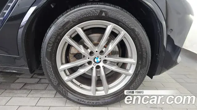 BMW X3 2021 — ფოტო 26/31