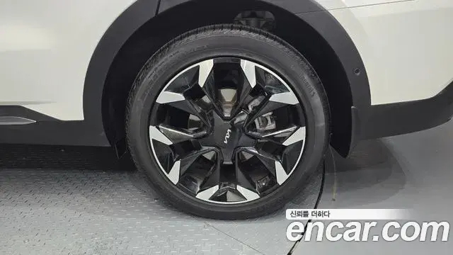 Kia Sorento 2025 — Photo 2/32