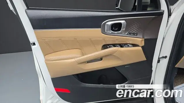 Kia Sorento 2025 — Photo 5/32