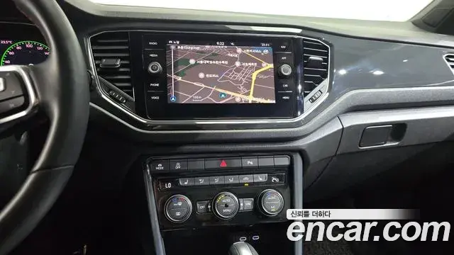 Volkswagen T-Roc 2021 — Şəkil 6/20