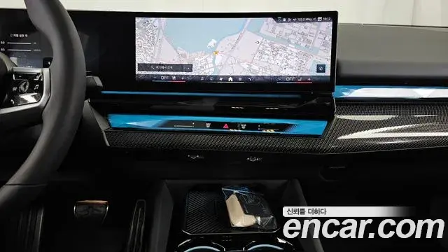 BMW 5 Series 2025 — ფოტო 20/34