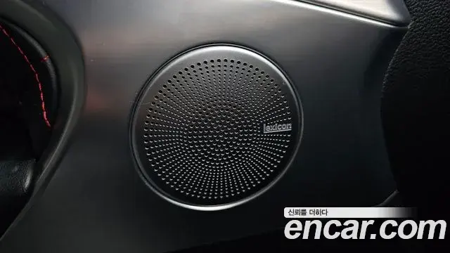 Genesis G70 2018 — ფოტო 9/37