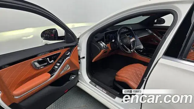 Mercedes-Benz S-Class 2023 — Фото 11/20
