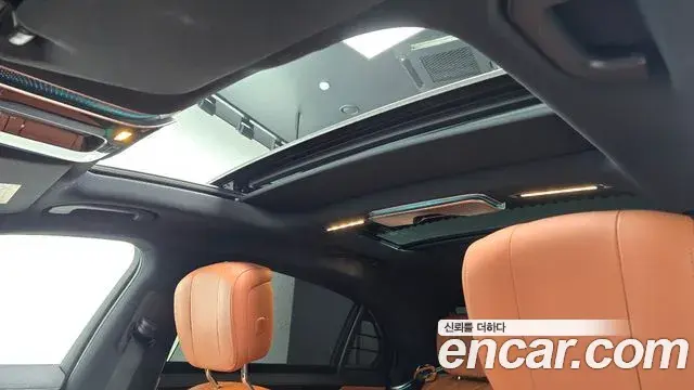 Mercedes-Benz S-Class 2023 — Фото 18/20