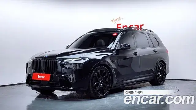 BMW X7 2025 — Photo 38/38