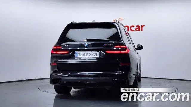 BMW X7 2025 — Photo 3/38