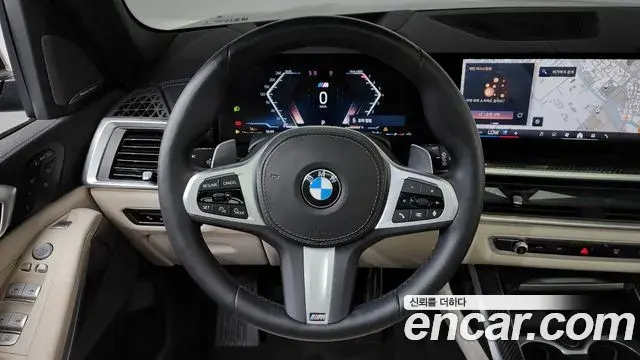 BMW X7 2025 — Photo 2/38