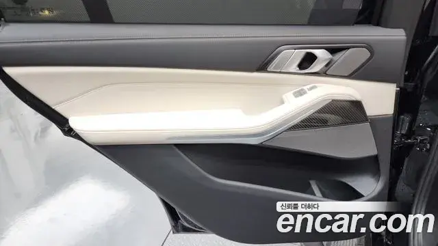 BMW X7 2025 — Photo 6/38