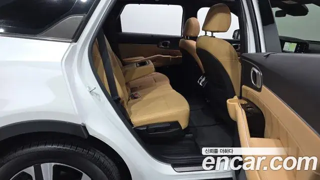 Kia Sorento 2023 — Şəkil 22/38
