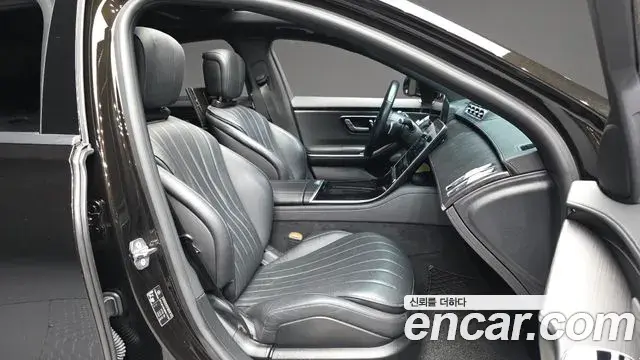Mercedes-Benz S-Class 2021 — Фото 11/20