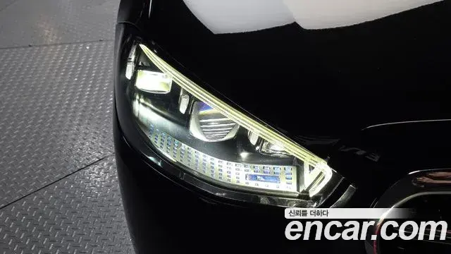 Mercedes-Benz S-Class 2021 — Photo 28/31