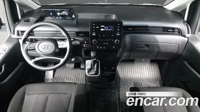 Hyundai Staria 2022 — Фото 7/20