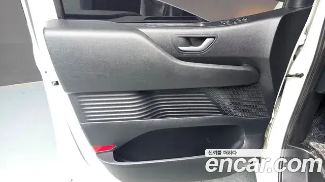 Hyundai Staria 2022 — Şəkil 21/30