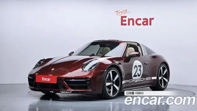 Porsche 911 2021 — Şəkil 15/31