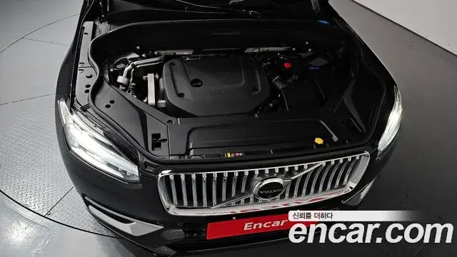 Volvo XC90 2024 — Photo 10/36