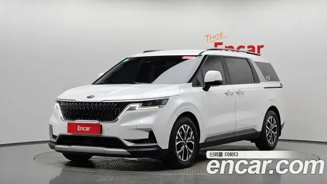 Kia Carnival 2021 — Photo 11/20