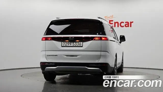 Kia Carnival 2021 — Photo 4/20