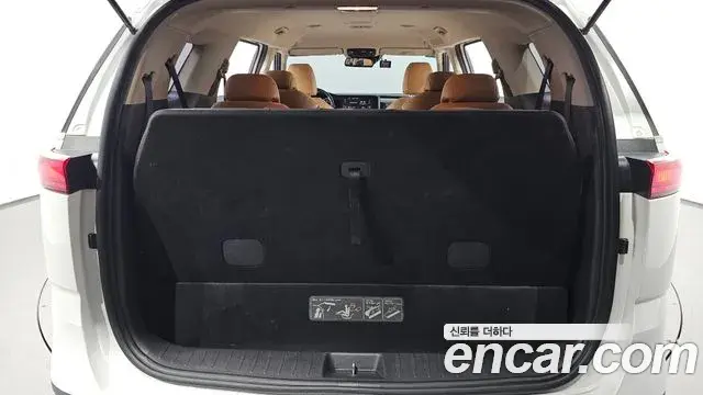 Kia Carnival 2021 — Photo 20/20