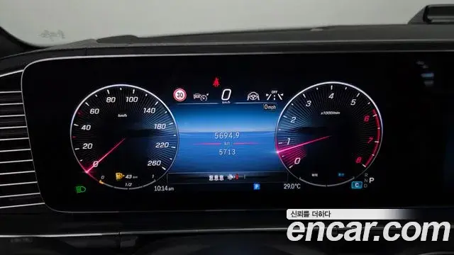 Mercedes-Benz GLE-Class 2025 — Фото 8/20