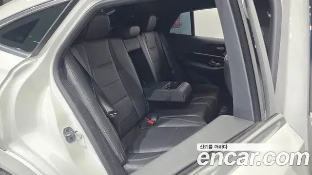 Mercedes-Benz GLE-Class 2025 — Фото 12/20