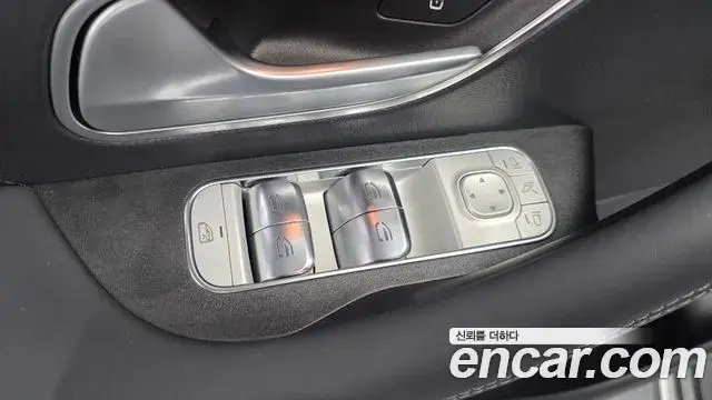 Mercedes-Benz GLE-Class 2025 — ფოტო 1/35