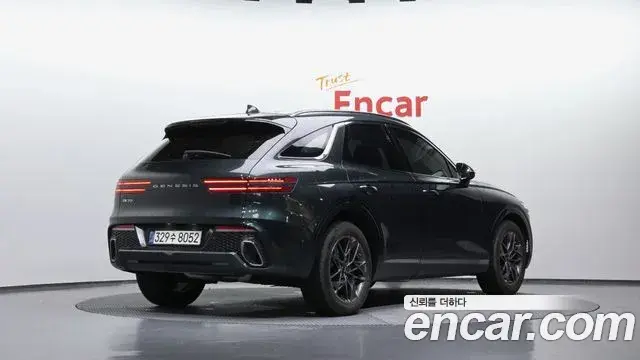 Genesis GV70 2021 — ფოტო 18/38