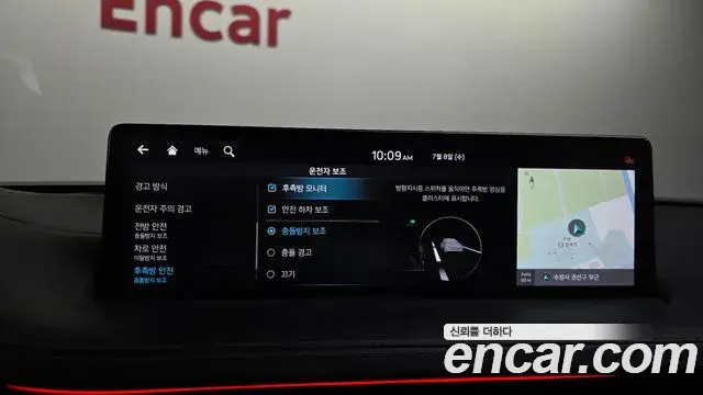 Genesis GV70 2021 — ფოტო 29/38
