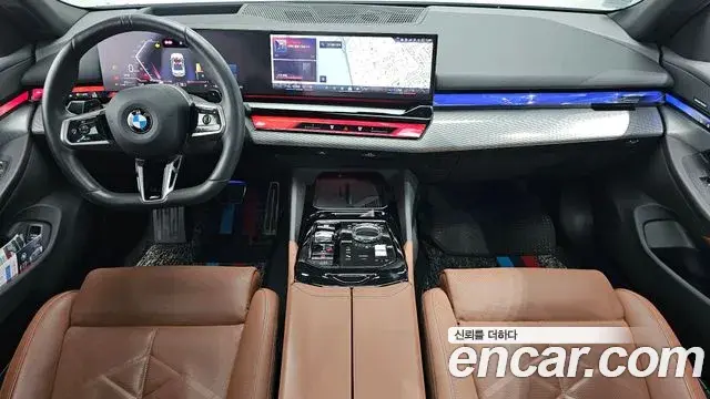 BMW 5 Series 2025 — ფოტო 21/34