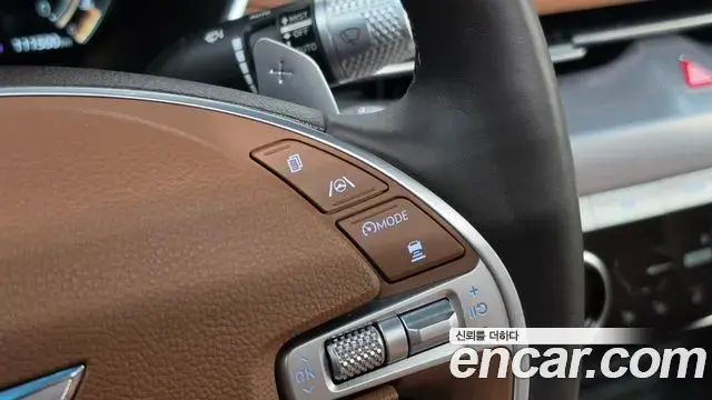 Genesis G80 2020 — ფოტო 29/34