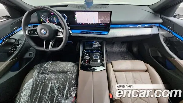 BMW 5 Series 2025 — Photo 7/20