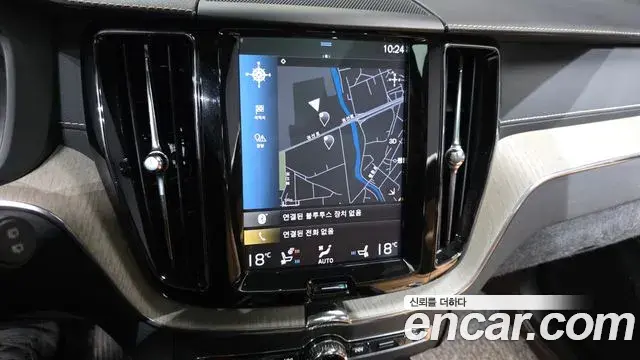 Volvo XC60 2019 — ფოტო 2/37