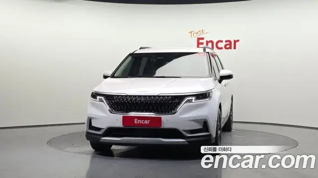 Kia Carnival 2022 — Фото 3/20