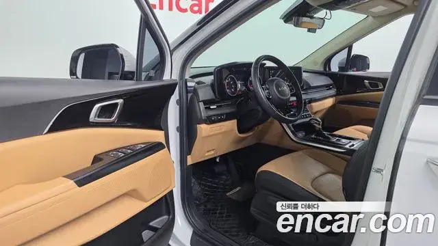 Kia Carnival 2022 — Фото 10/20