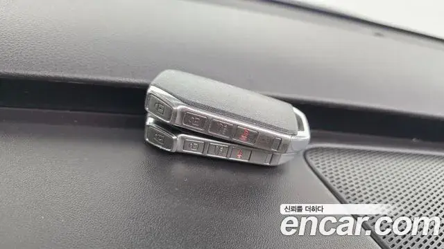 Kia Carnival 2022 — Фото 18/20